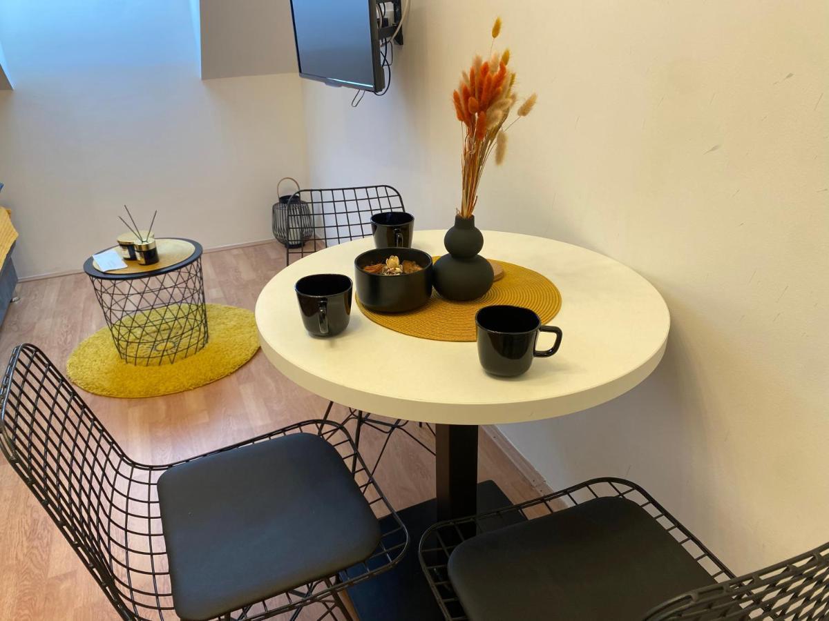 Vlasic Apartmani Centar Vrsac Eksteriør billede