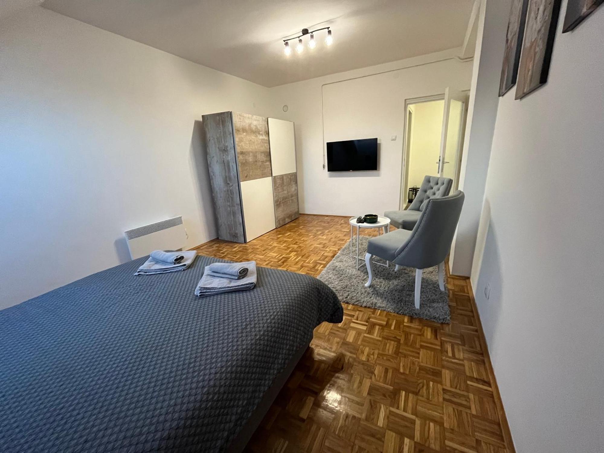 Vlasic Apartmani Centar Vrsac Eksteriør billede